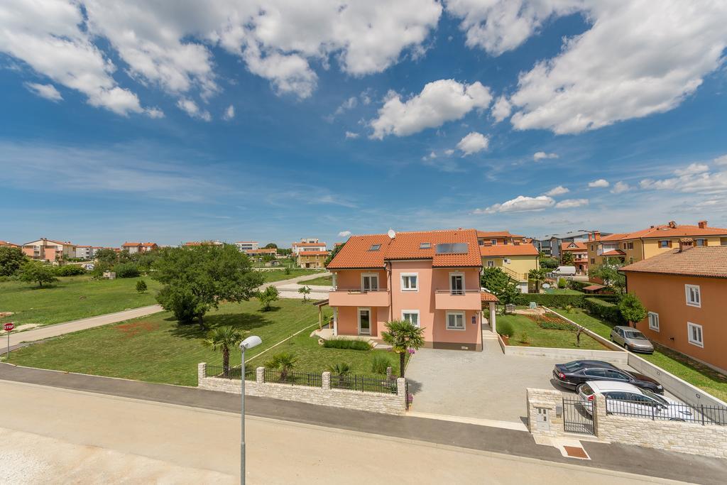Guest House Gloria Novigrad  Zewnętrze zdjęcie